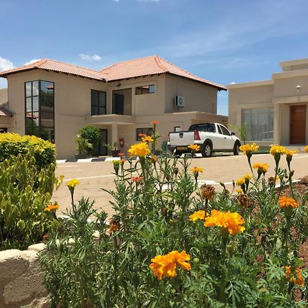 Hill View Inn Serowe المظهر الخارجي الصورة