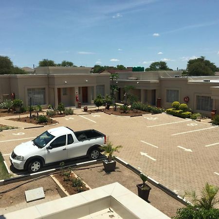 Hill View Inn Serowe المظهر الخارجي الصورة