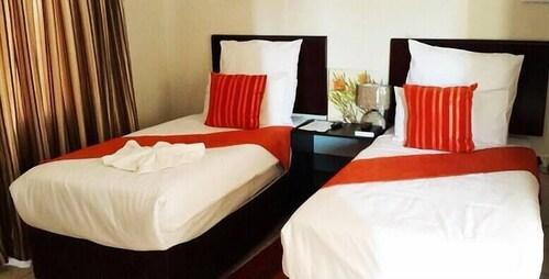 Hill View Inn Serowe المظهر الخارجي الصورة