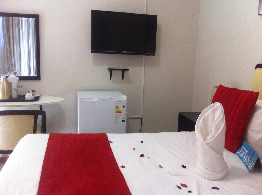 Hill View Inn Serowe المظهر الخارجي الصورة
