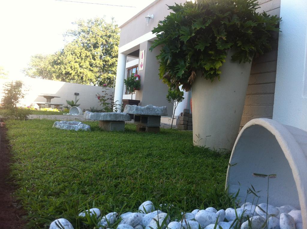 Hill View Inn Serowe المظهر الخارجي الصورة